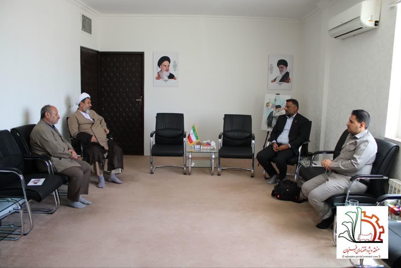 «مجموعه منطقه ویژه اقتصادی رفسنجان نمونه بارز رشد صنعت با نگاه جهادی و انقلابی در شرایط سخت است.»